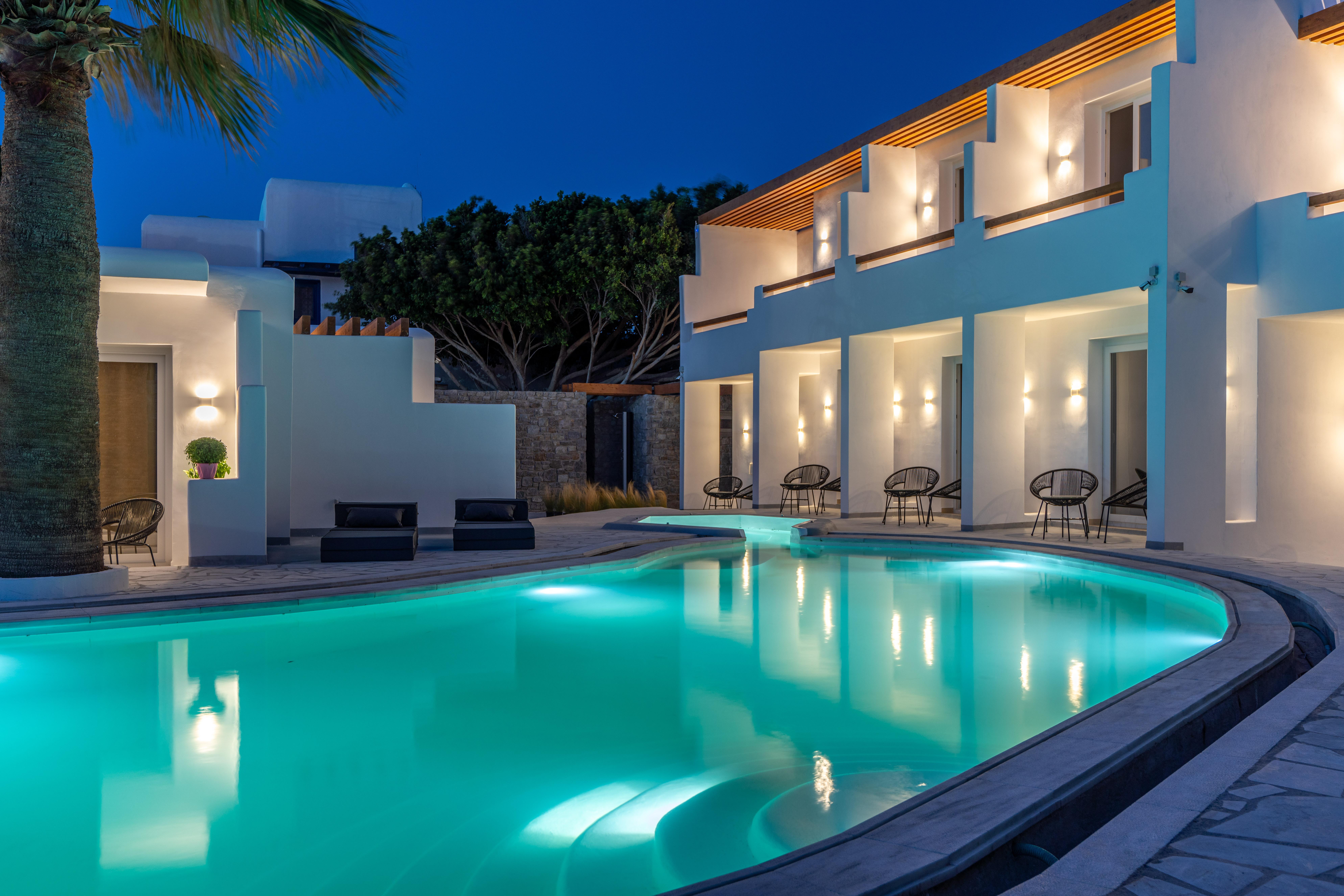 Omnia Mykonos Boutique & 4* Ορνός